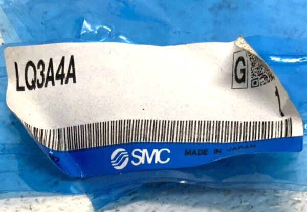 NEW Lot of 2 SMC LQ3A4A High Purity Fluororesin Fitting Straight Adapter 251D