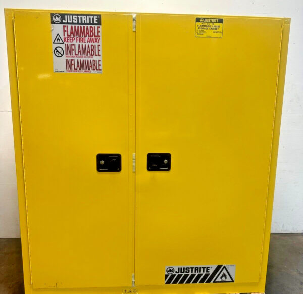 Justrite Flammable Liquid Storage Cabinet 115 Gallon Drum Roller Shelves 899260