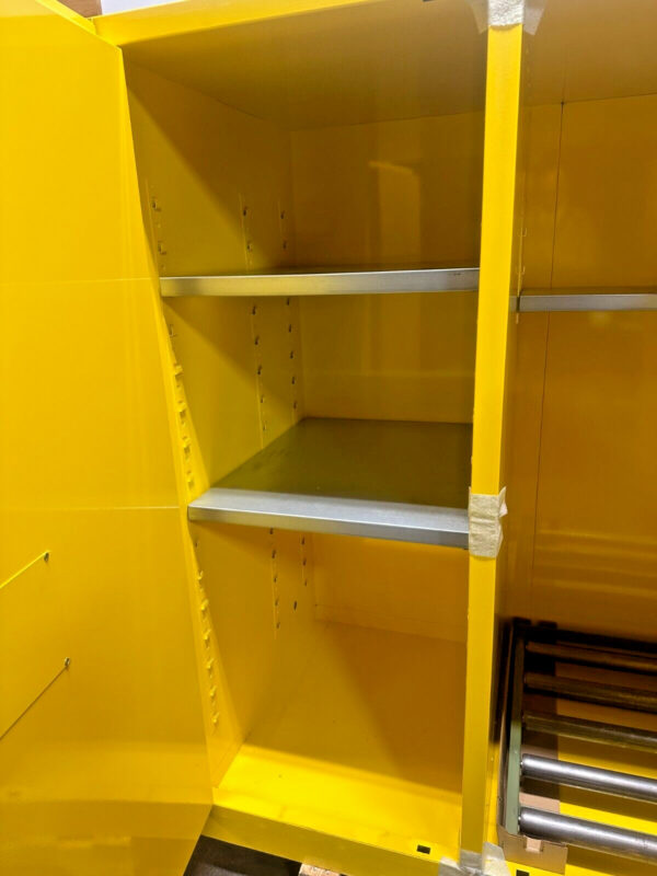 Justrite Flammable Liquid Storage Cabinet 115 Gallon Drum Roller Shelves 899260