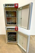 Sheldon Shel Lab 3524 T CO2 Series Air Jacketed Incubator Double Stack D9A