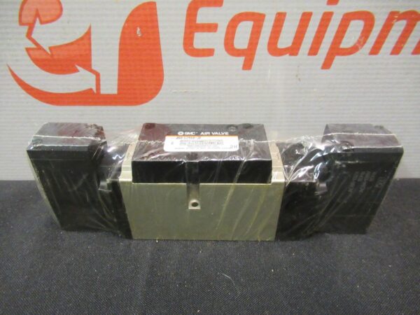 NEW SMC NVFS3400-3F Solenoid Air Operated Pilot Valve Control 110VAC Coil FS4H