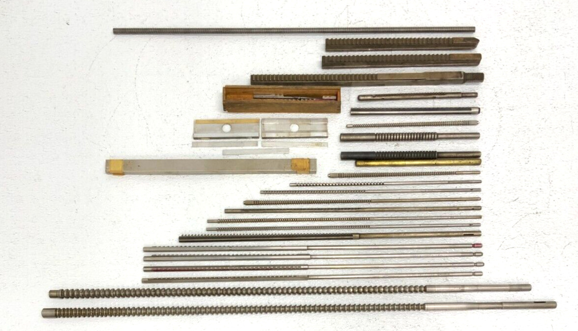 Lot of 26 Dumont Threadwell Lapointe CB & M Keyway Round Square Broaches A8B_0 Lot of 26 Dumont Threadwell Lapointe CB & M Keyway Round Square Broaches A8B