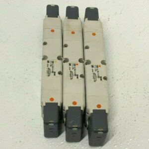Lot of 3 SMC VSR8-4-FJG-D-3VZR Double Solenoid Valve Position 3 E12B