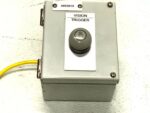 Push Button Switch Enclosure Banner K30ABTXYHQ Woodhead 884030K05M050 264B