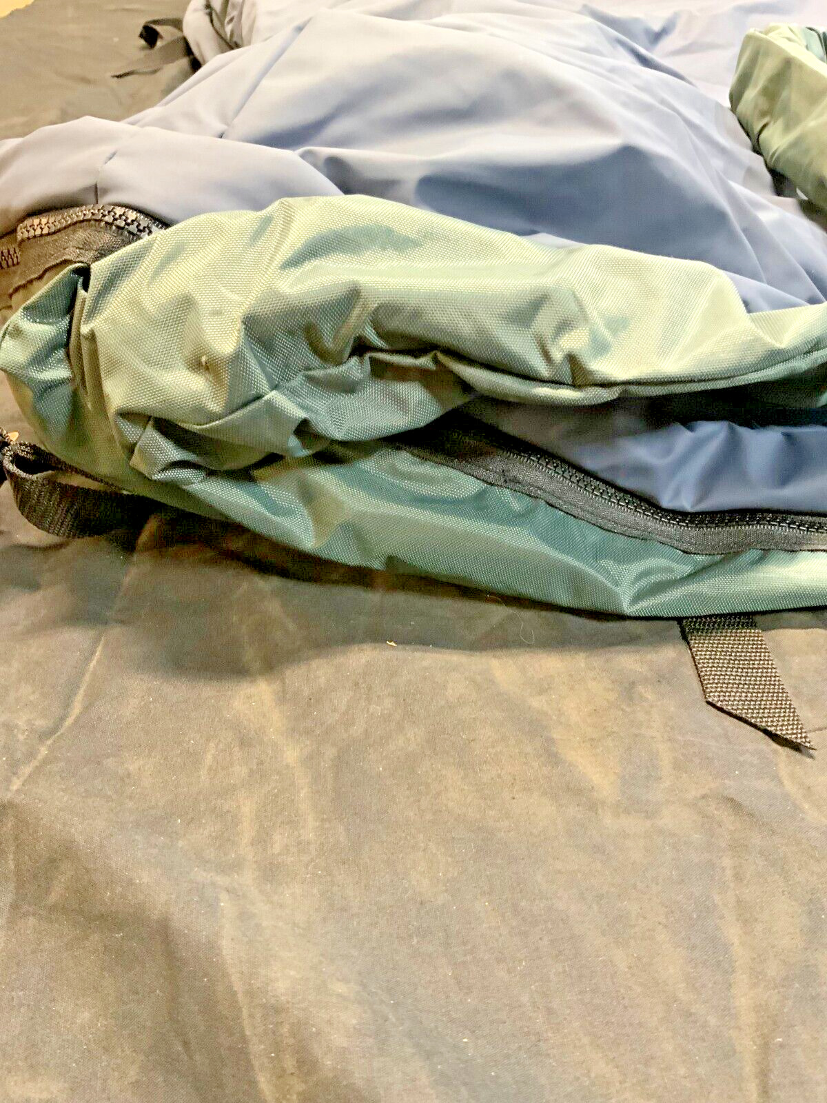 Joerns RestX 1000 APL Alternating Pressure Medical Mattress 36" X 80" 2FLR_6 Joerns RestX 1000 APL Alternating Pressure Medical Mattress 36" X 80" 2FLR