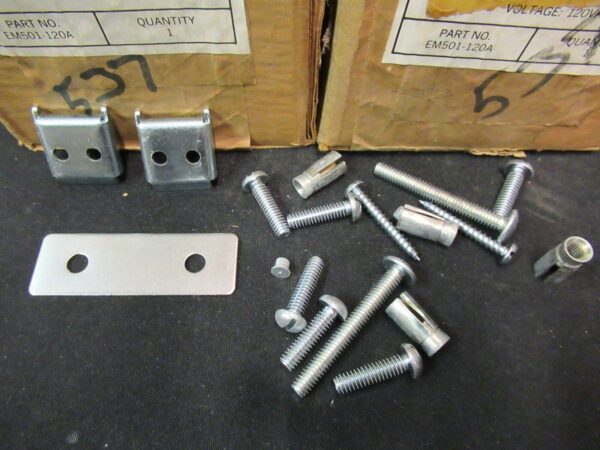 Dorma EM EM501-120A Electromagnetic Door Holder Floor Mounted 120VAC Lot of 2