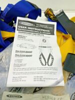 Lot of 2 Werner H411002 Basewear Standard Harness Pass Through Legs 5Pt 11C