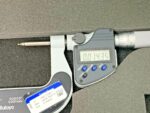 Mitutoyo 324-352-10 Digital Gear Tooth Micrometer 1-2" .00005" 0.001MM 262F