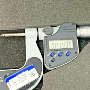 Mitutoyo 324-352-10 Digital Gear Tooth Micrometer 1-2" .00005" 0.001MM 262F