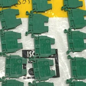 Lot of 50 NEW Allen Bradley 1492-W4 600V IEC Screw-Type Terminal Block 258B