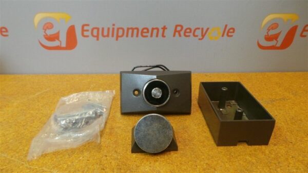 Sentronic Door Holder Electromagnetic 62120 New Lot of 3