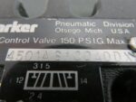 Parker Pneumatic Control Valve 150 PSIG Max 4501A S10DADDX