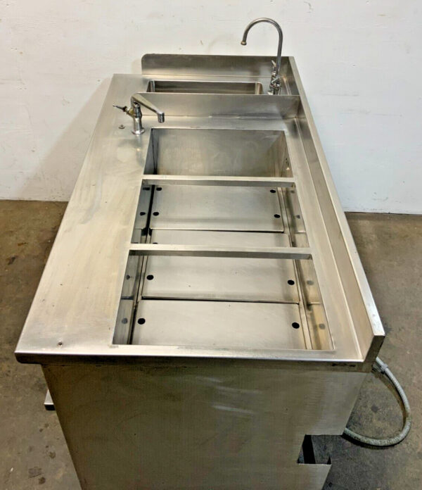 Hatco FR2-6B Hydro-Heater 3 Well Stainless Steel Food Cabinet Sink Rethermalizer