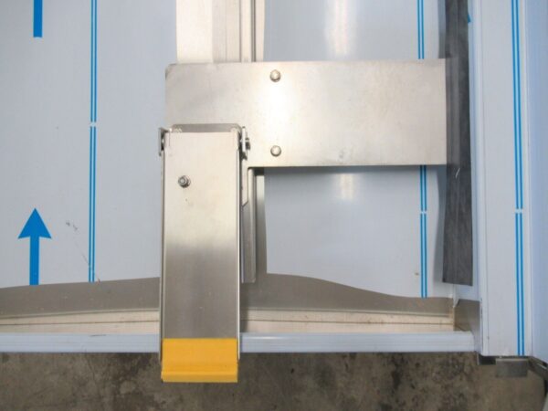 Getinge PassThrough Washer Disinfection Conveyer Loader Unloader Castle