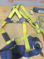 Sala iSafe Intelligent Safety System Harness w/ 6ft Retracting Lifeline 1103270