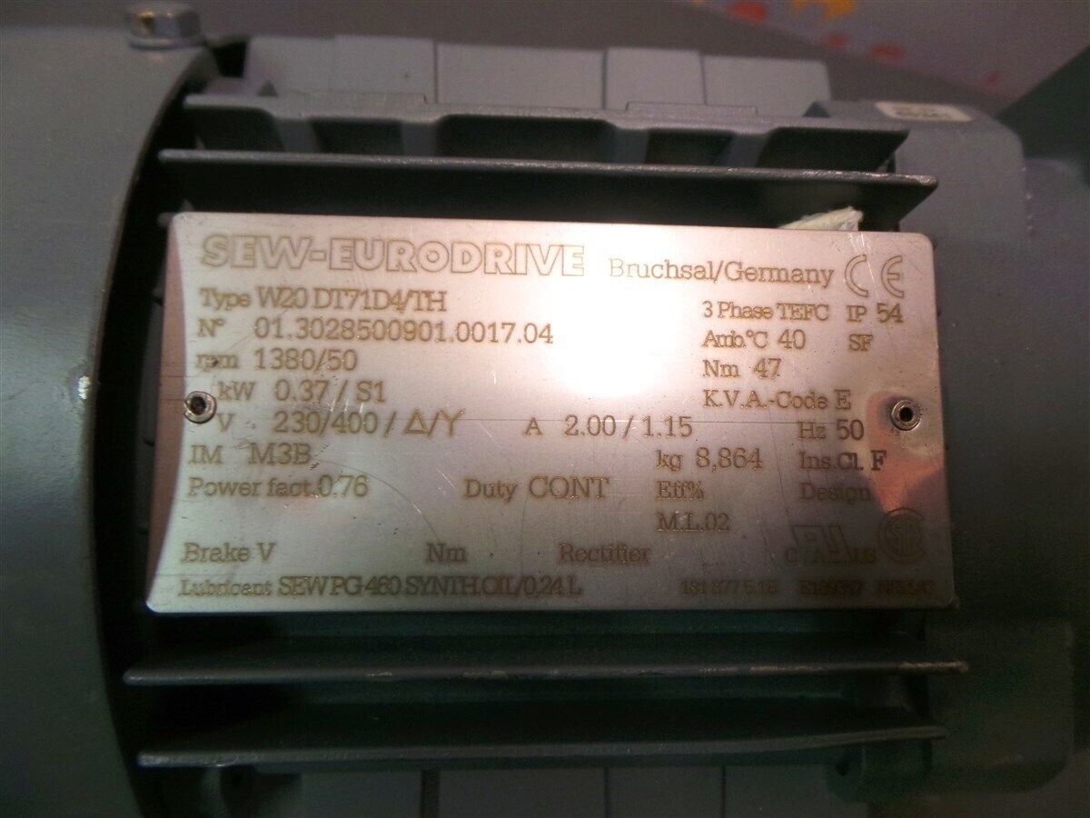 Sew Eurodrive 3 Phase Gear Motor Hoses 1380RMP W20 DT7104/TH _4 Sew Eurodrive 3 Phase Gear Motor Hoses 1380RMP W20 DT7104/TH