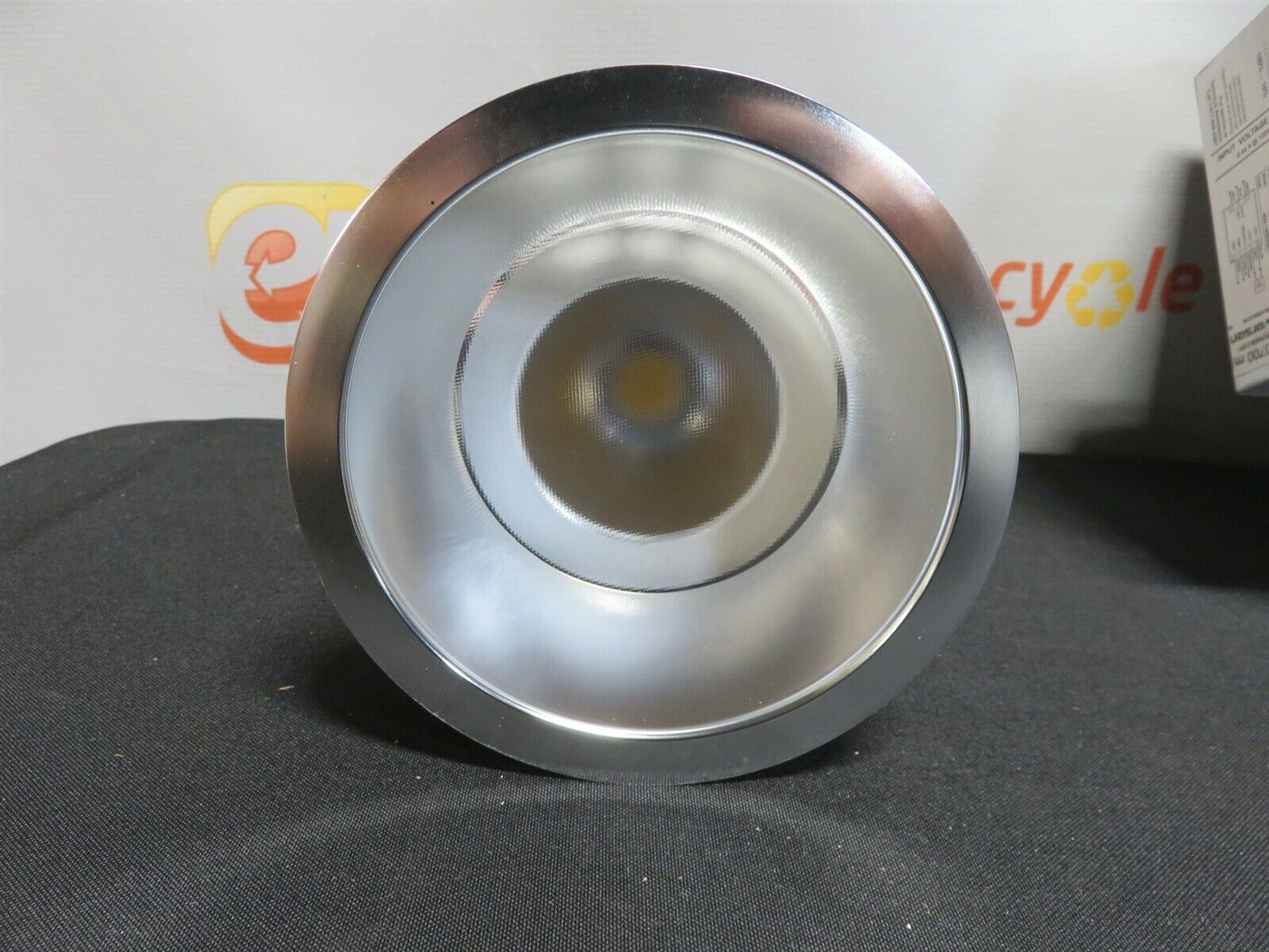 Kurt Versen Recessed Lighting F1334-213027D-SS- XIACTO Shoftsheen Lamp Light_2 Kurt Versen Recessed Lighting F1334-213027D-SS- XIACTO Shoftsheen Lamp Light