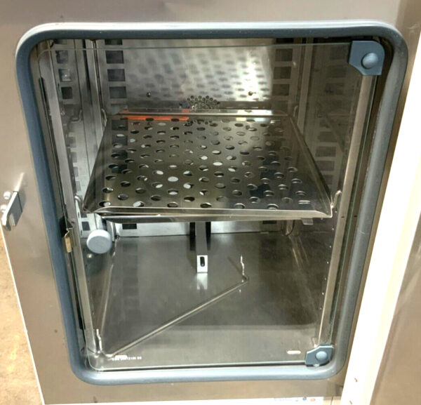VWR 89511-424 51030018 Laboratory Incubator F Air 2.3CF Oven 75C 120V 360W 202A