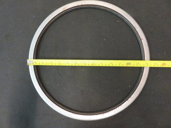 Steel Encased Synthetic Seal Rubber Element 5330-00-708-7825 1300240 NOS Lotof 4