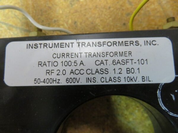Instrument Transformers Current Transformer Ratio 1000.5A 6ASFT-101 Lot of 2