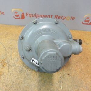 Equipmeter Gas Pressure Regulator 122-8 3 1/2" - 6 1/2" 1" Connection