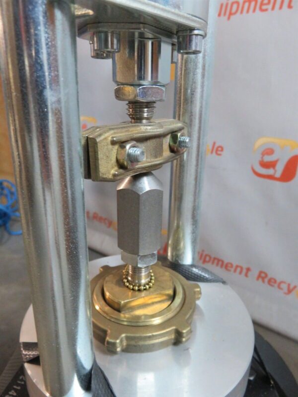 Johnson Controls VG2231VN + 602HGC Actuator Positioner 4" Flanged Iron Valve