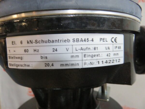 Johnson Controls VG2231VN + 602HGC Actuator Positioner 4" Flanged Iron Valve
