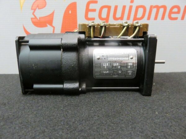 Singer FPE25-81-3 ServoMotor Servo Motor 115V 5W 2 Pole 2 Phase New.