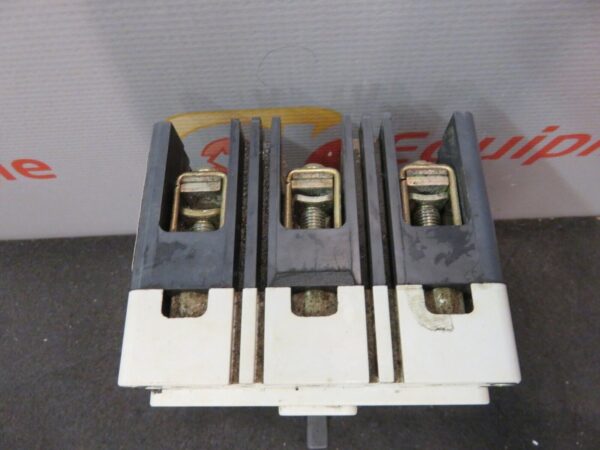 Westinghouse Cutler Hammer Circuit Breaker HMCP007CDC 7Amp 600V 3 Pole