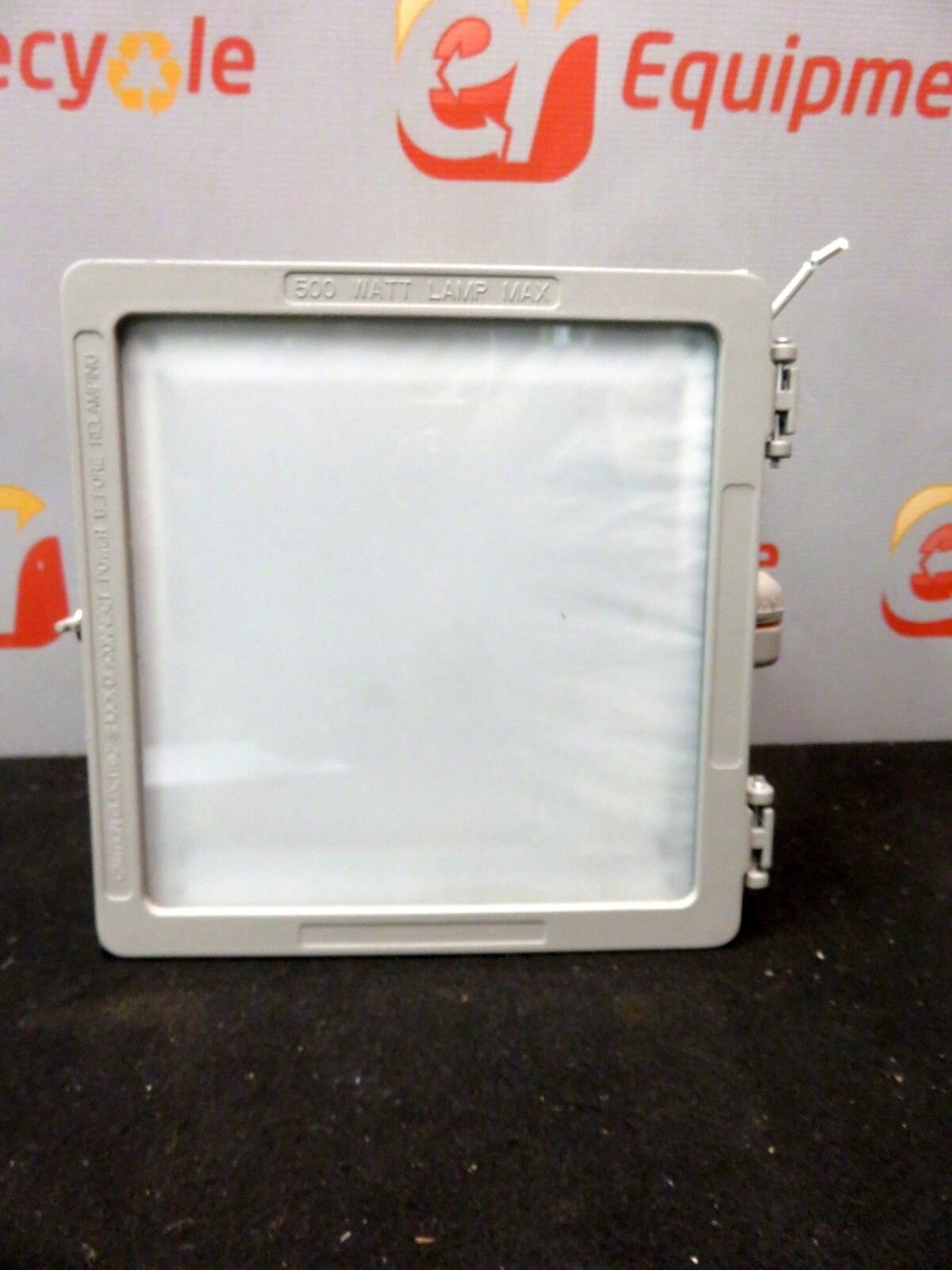 Hubble Lighting Quartzliter Floodlight Light Wall Mount Indoor Use New_0 Hubble Lighting Quartzliter Floodlight Light Wall Mount Indoor Use New