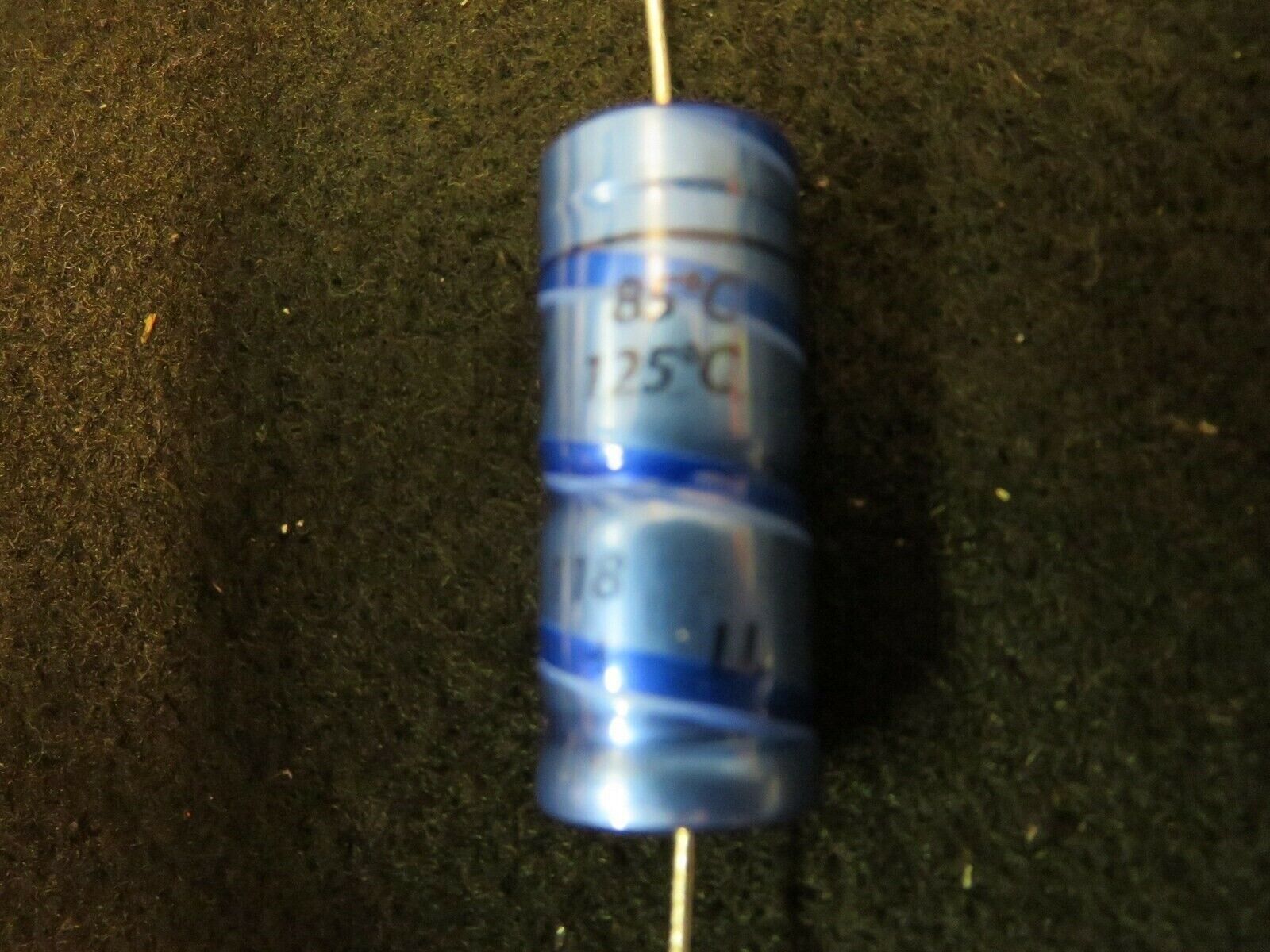 BC Vishay Philips Capacitors 2200uF Axial Capacitor New Lot of 96._3 BC Vishay Philips Capacitors 2200uF Axial Capacitor New Lot of 96.