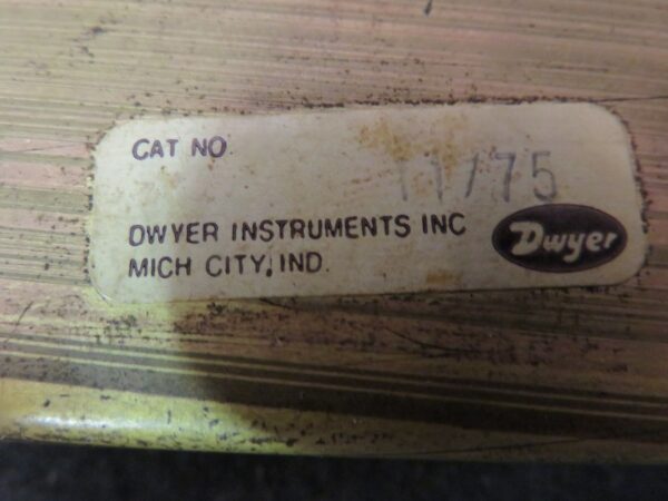 Dwyer Instruments 125AY Durablock Plastic Manometer Stationary Draft Gage 4000