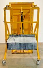 McCall Handling Company Hydraulic Bin Tote Gaylord Hopper Dumper Tipper 115V FLR
