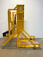 McCall Handling Company Hydraulic Bin Tote Gaylord Hopper Dumper Tipper 115V FLR