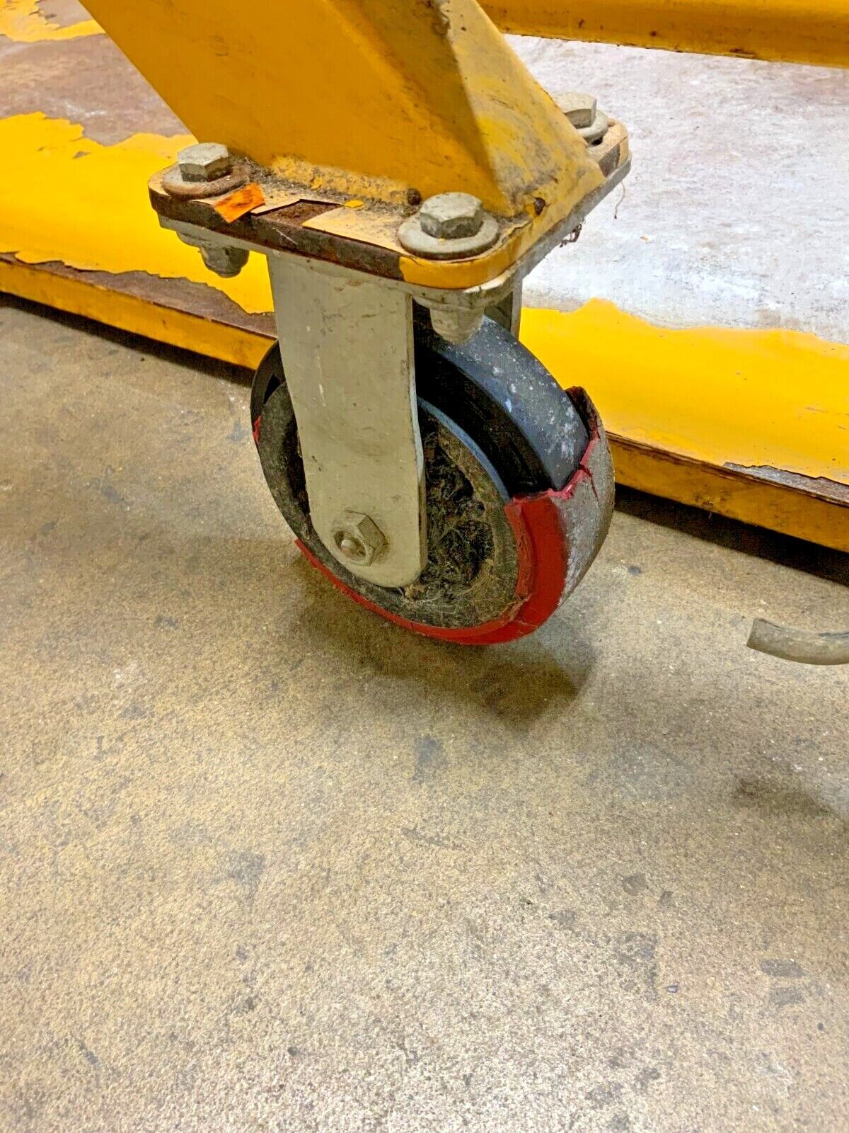 McCall Handling Company Hydraulic Bin Tote Gaylord Hopper Dumper Tipper 115V FLR_7 McCall Handling Company Hydraulic Bin Tote Gaylord Hopper Dumper Tipper 115V FLR