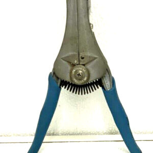 Ideal L-4421 Stripmaster Hand Electrical Wire Cable Stripper Tool 10-22 AWG 243D