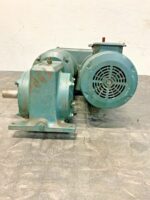 Reeves Reliance Electric X-V MFC111 Moto Drive 1.5HP 18:1 Gear Ratio J8B