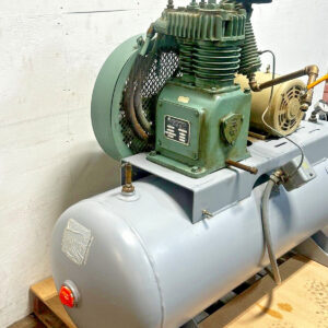 Gardner Denver Horizontal Air Compressor ATDCDA 30 Gal 5HP 230/460 3PH 200 psi