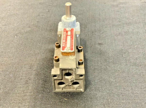 NEW Numatrol ASCO Sentinel LR4-0201 Numatics Pneumatic Limit Valve Switch 243H
