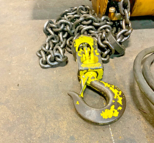 Budgit 113454-5 Chain Hoist 2000Lb 1 Ton 5' 8FPM 3PH 1/2HP Push Button Control