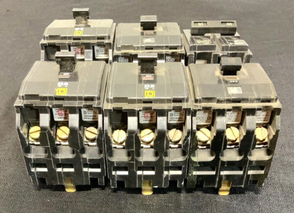 Mixed Lot of 6 Square D Siemens BQ2B030 30A Amp Circuit Breakers 231D