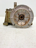 Dayton 4Z303B Motor Speed Reducer Gearbox C-Face 56C 30:1 Ratio 619InLb 48C