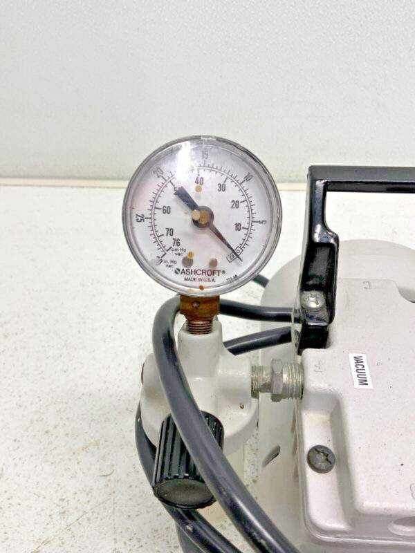 Welch 2522B-01 Thermally Protected Oil Free Pressure Vacuum Pump Motor 42B