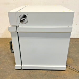 Fisher Scientific Model 625D 11-690-625D Isotemp Laboratory Incubator 0-75C