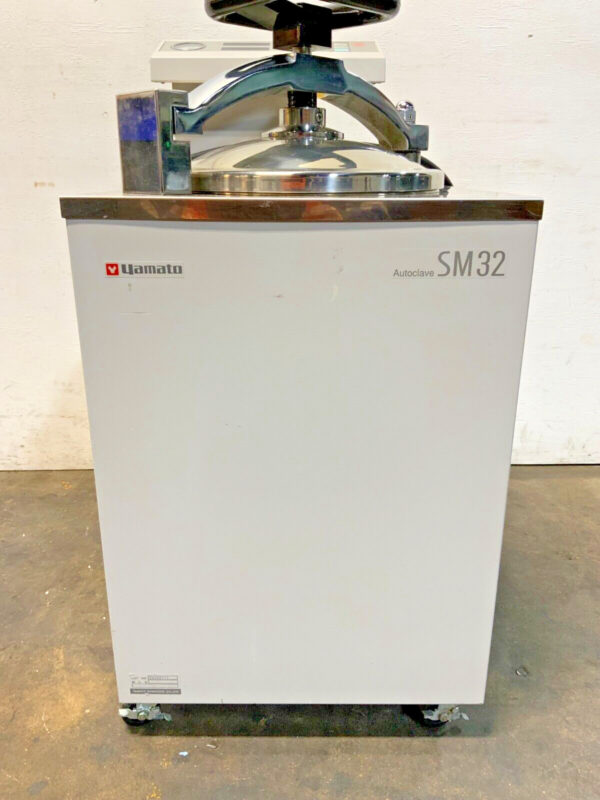 Yamato Scientific SM-32 Autoclave Vertical Loading Portable Steam Sterilizer