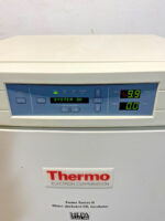 Thermo Electron 3110 Forma Series II Water Jacketed CO2 Lab Incubator G7B