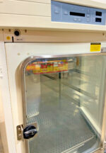 Thermo Electron 3110 Forma Series II Water Jacketed CO2 Lab Incubator G7B