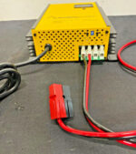 Samlex SEC-2415UL Fully Automatic Battery Charger 3-Stage 3-Bank 24 Volt 15A