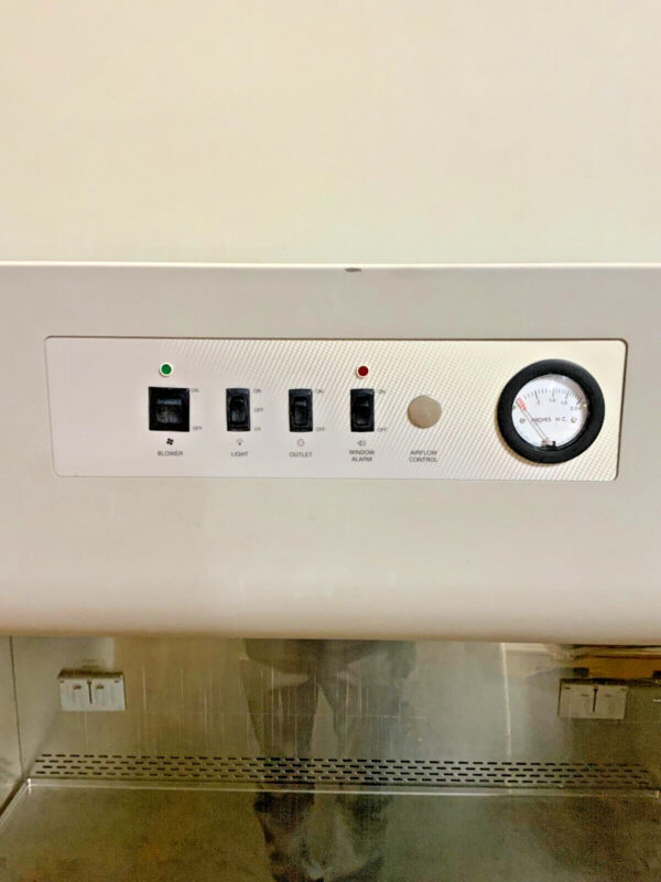 Nuaire NU-425-400 Class II A/B3 4' Biological Safety Cabinet Lab Fume Hood 48”