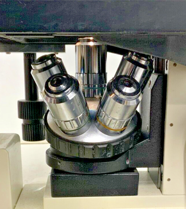 Vista Vision VWR Lab Trinocular inverted Fluorescence Microscope 5 Objectives_9 Vista Vision VWR Lab Trinocular inverted Fluorescence Microscope 5 Objectives